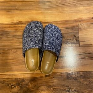 The Sak Bolina Clogs - Size 9